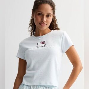 Hello Kitty Juniors XL Graphic Baby Tee. NEW